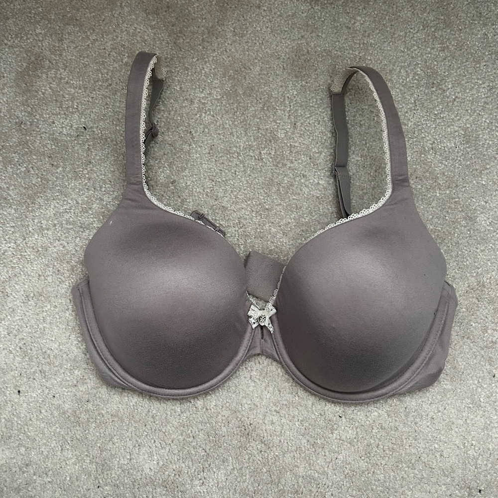 Victoria's Secret Gray Lined Bra